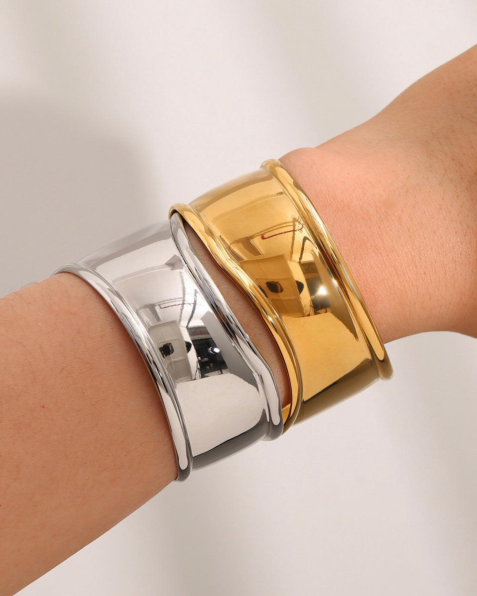 Deusa Bangle