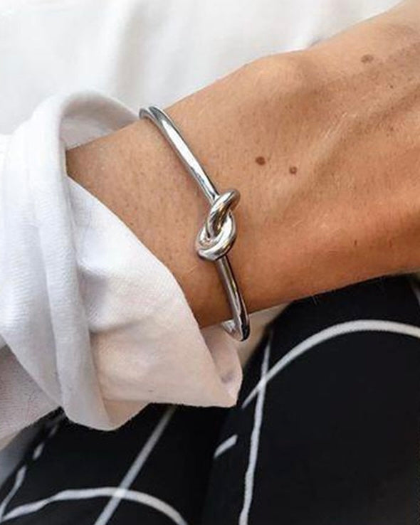 Nó do Destino Bangle