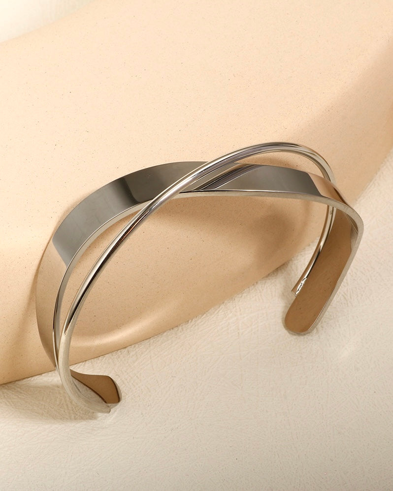 Onda Elegante Bangle